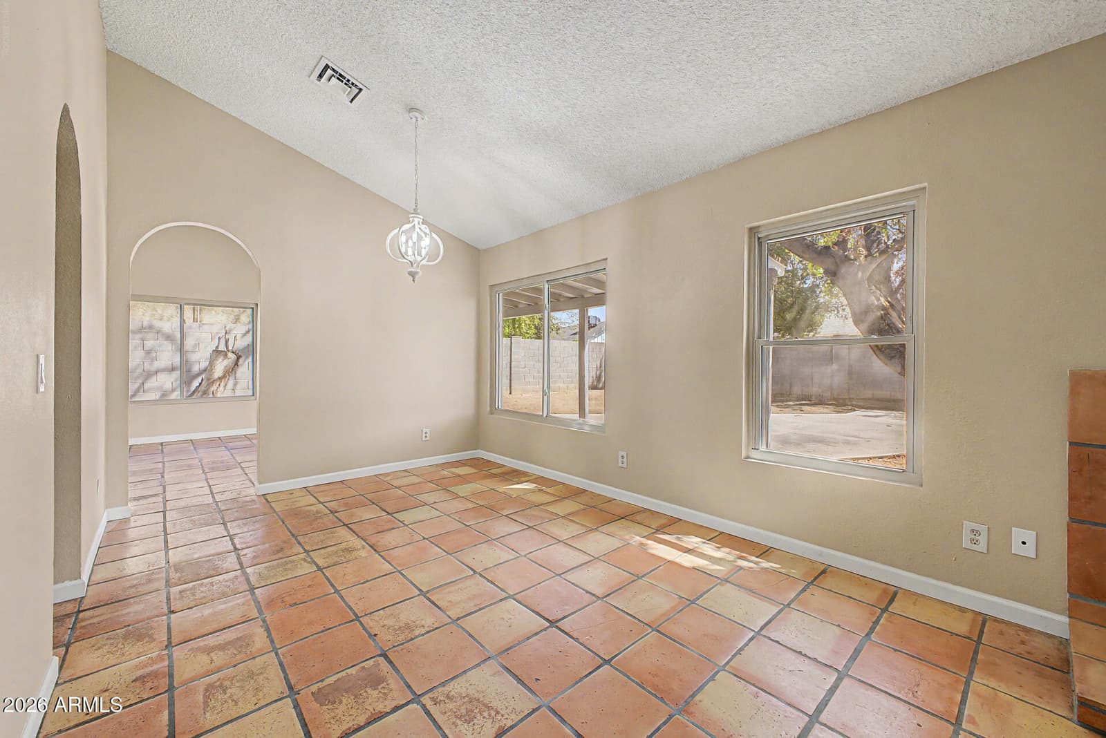 6433 W Kings Avenue, Glendale, AZ 85306 — photo 17 of 53