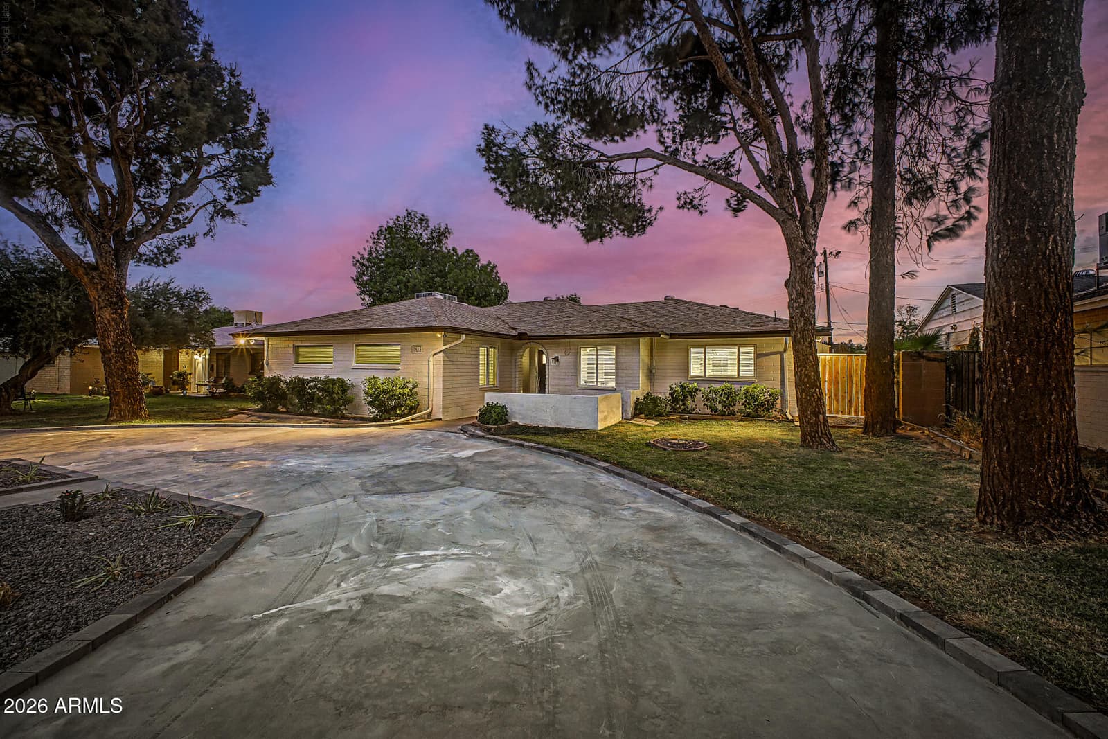1813 W Earll Drive, Phoenix, AZ 85015 — photo 12 of 52