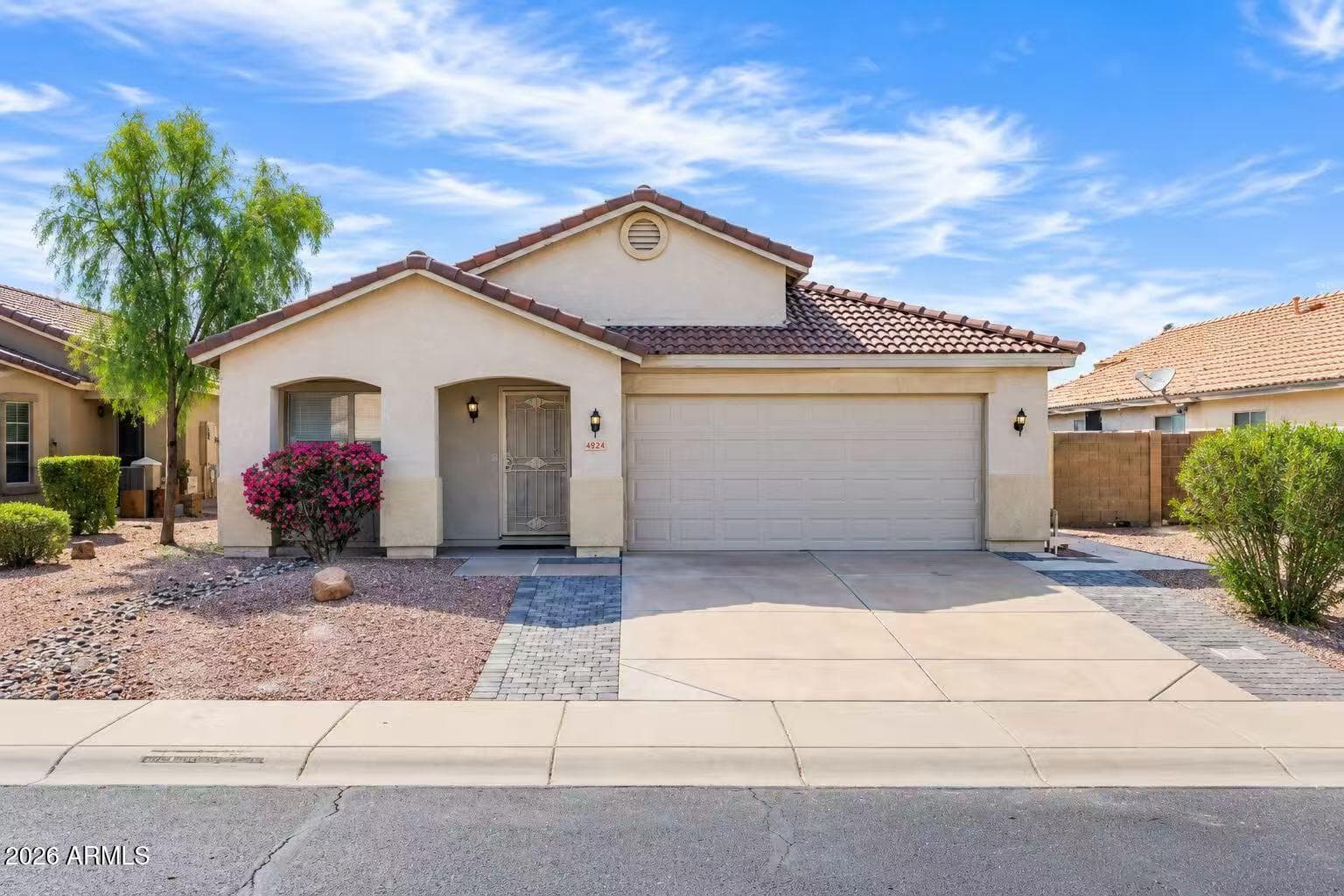 9014 S 10th Street, Phoenix, AZ 85042 — photo 1 of 31
