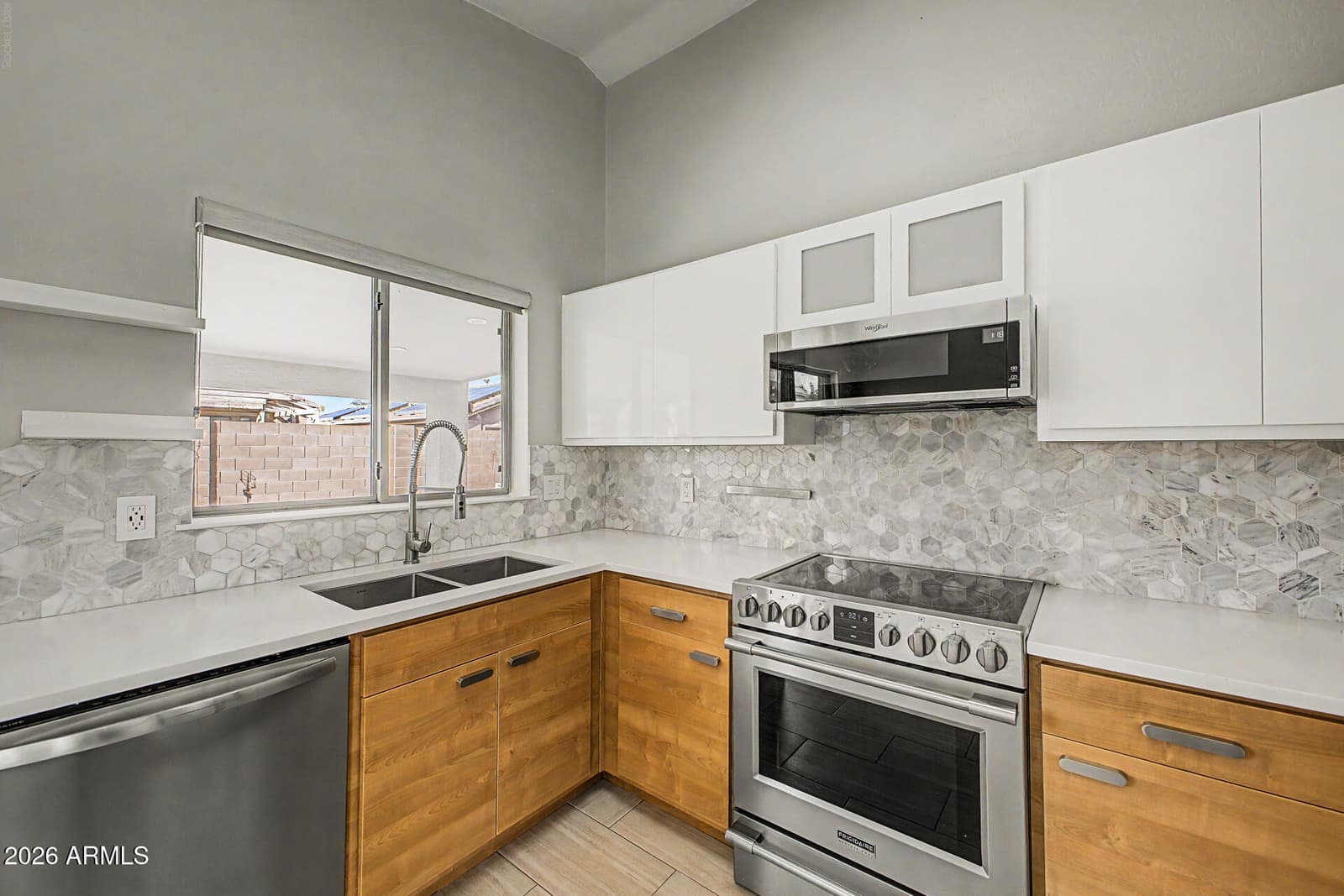 16640 W Statler Street, Surprise, AZ 85388 — photo 12 of 29