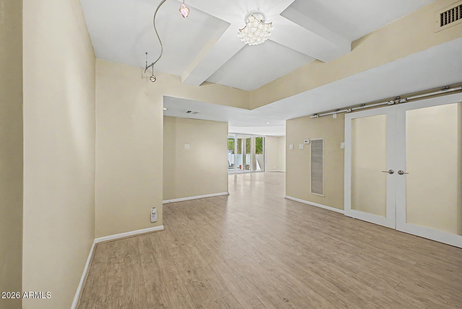 6502 N Central Avenue A101, Phoenix, AZ 85012 — photo 6 of 33