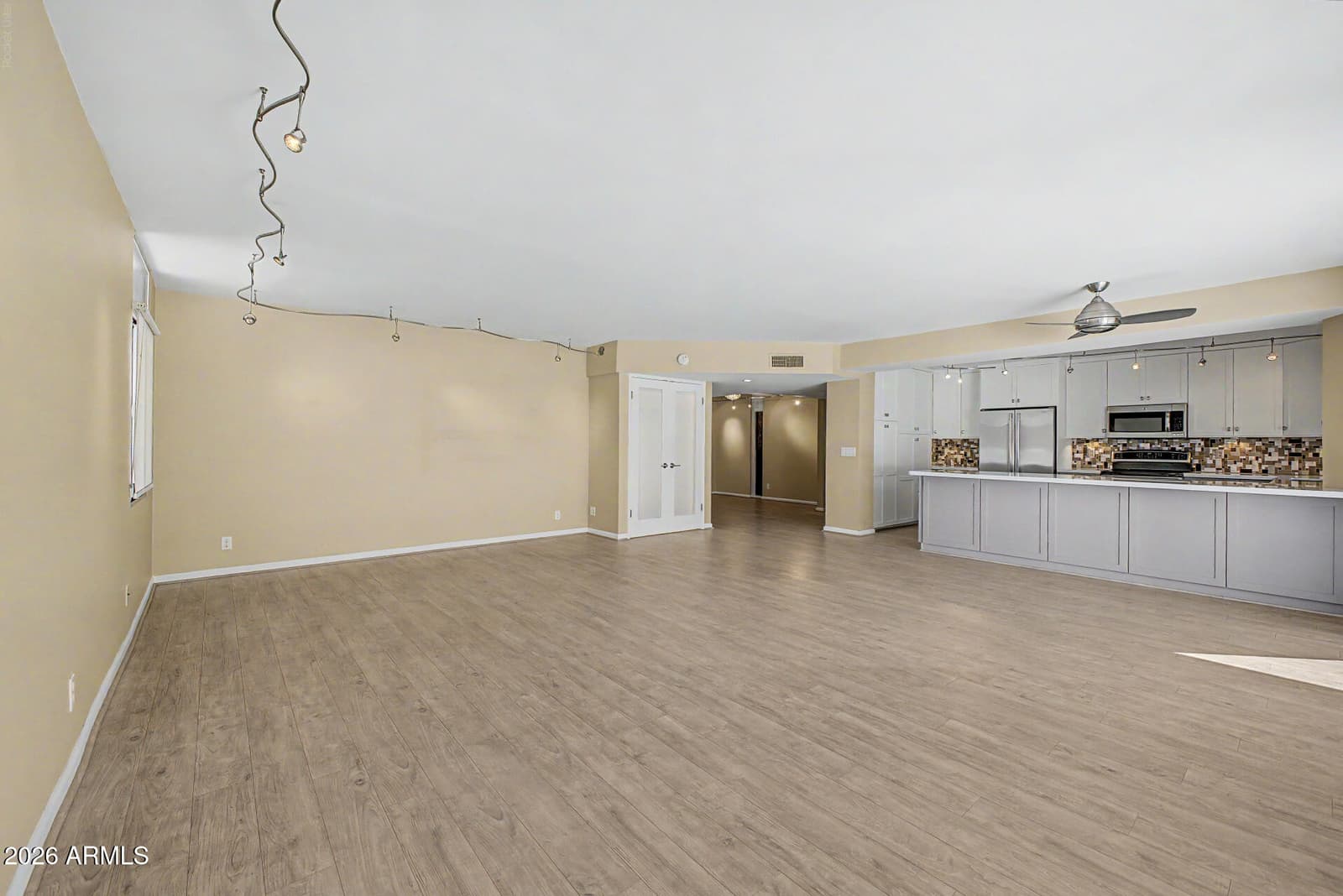 6502 N Central Avenue A101, Phoenix, AZ 85012 — photo 9 of 33