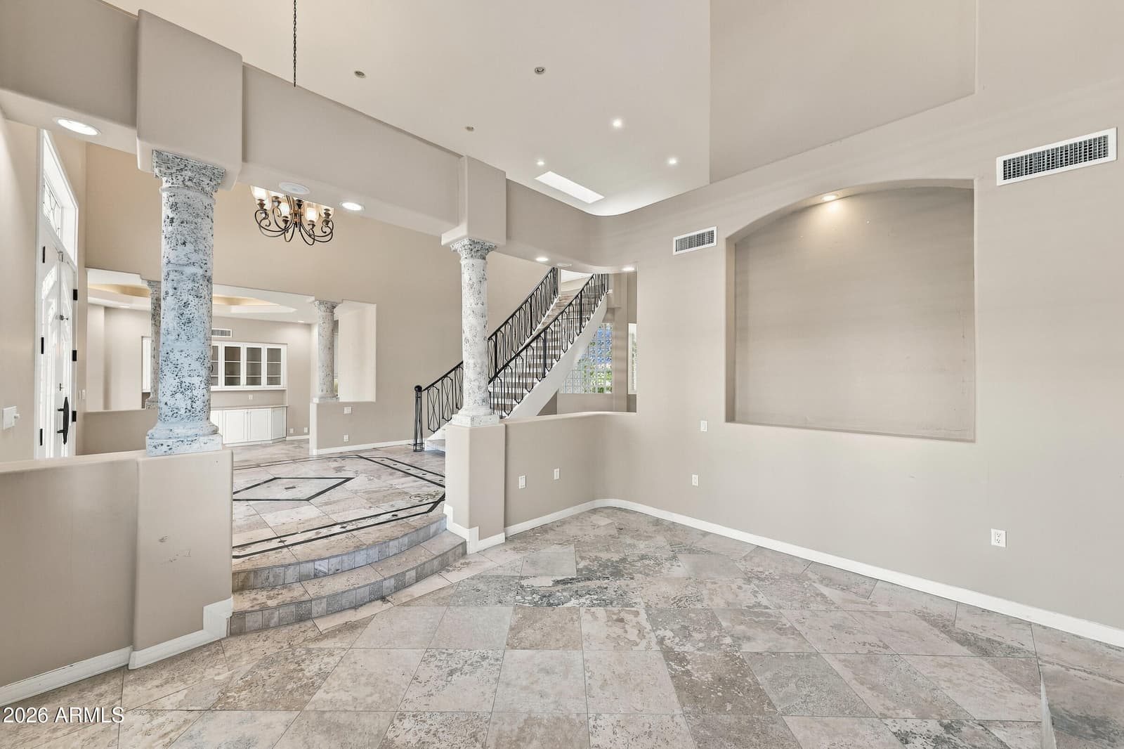 5881 W Del Lago Circle, Glendale, AZ 85308 — photo 10 of 68