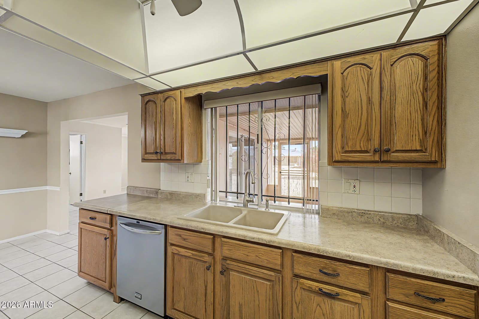 9213 W Long Hills Drive, Sun City, AZ 85351 — photo 11 of 24