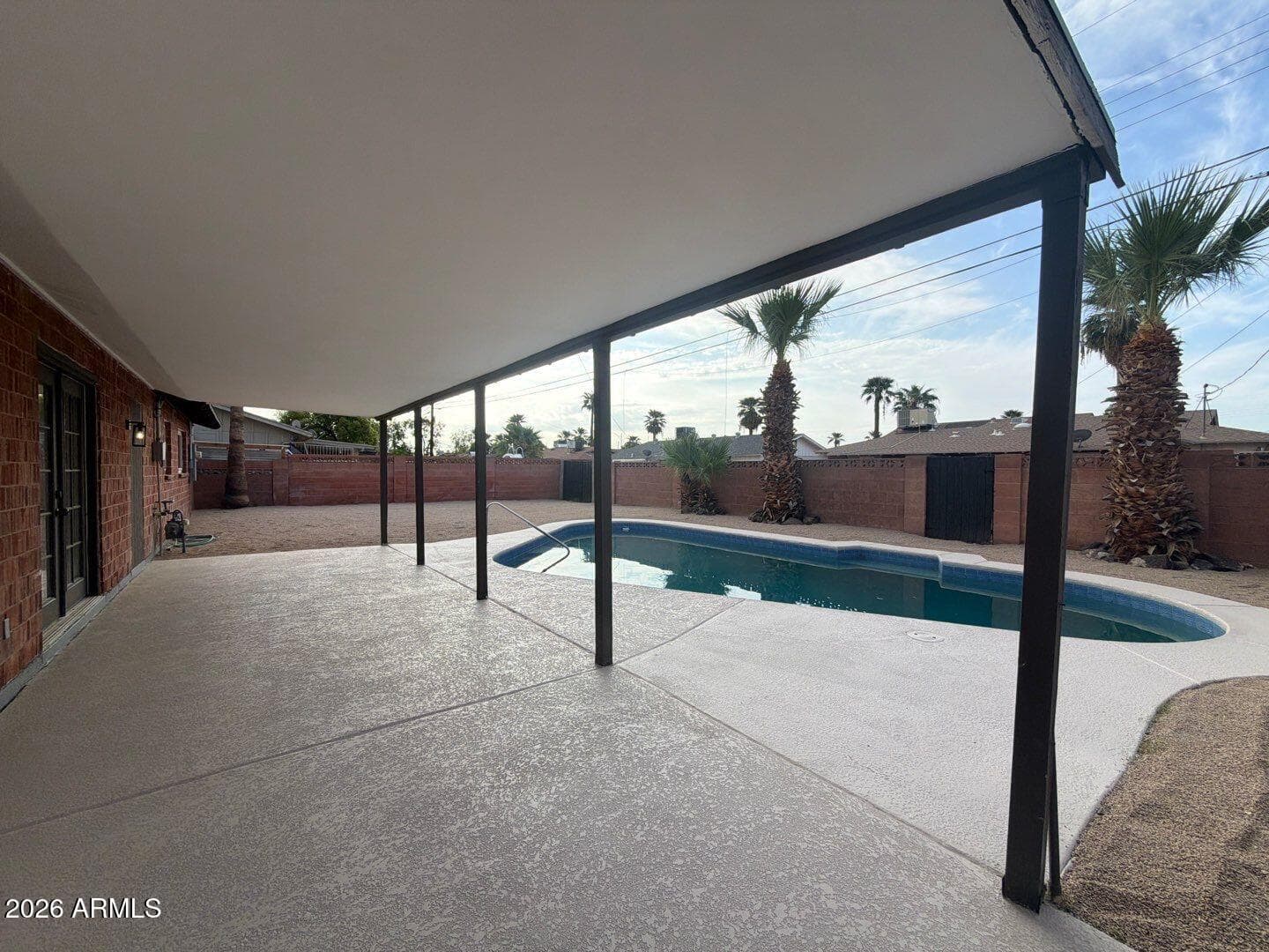 3529 W Stella Lane, Phoenix, AZ 85019 — photo 7 of 40