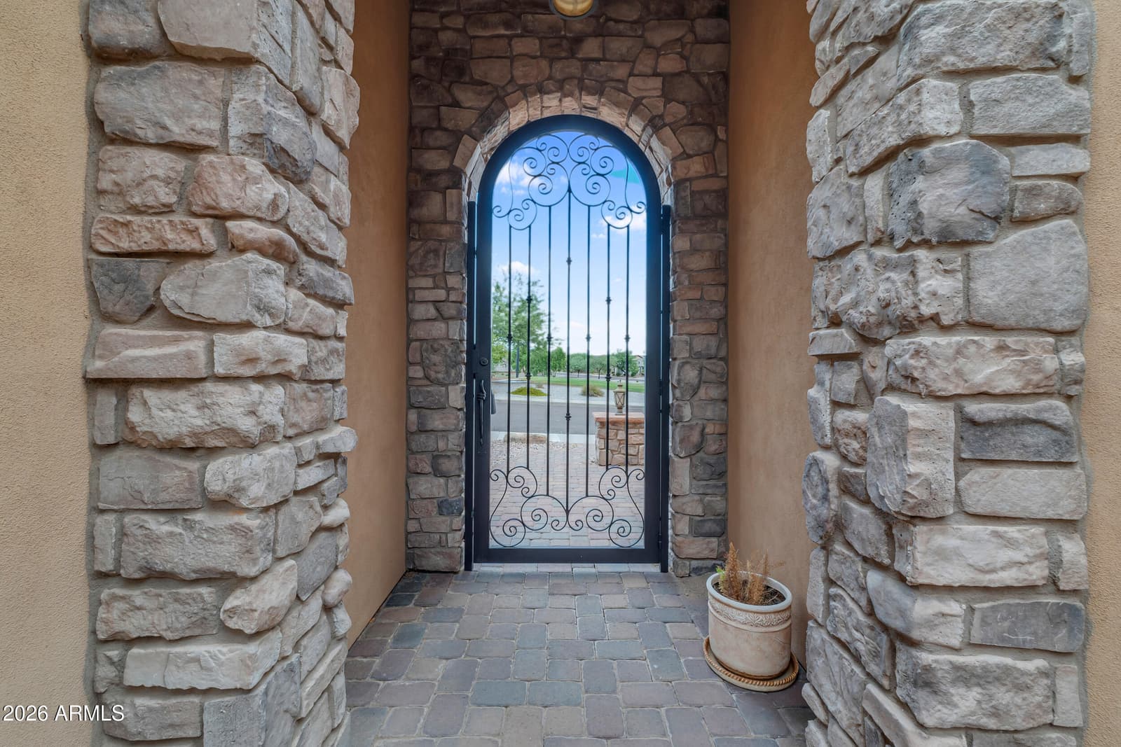 18245 W Thistle Landing Drive, Goodyear, AZ 85338 — photo 8 of 104