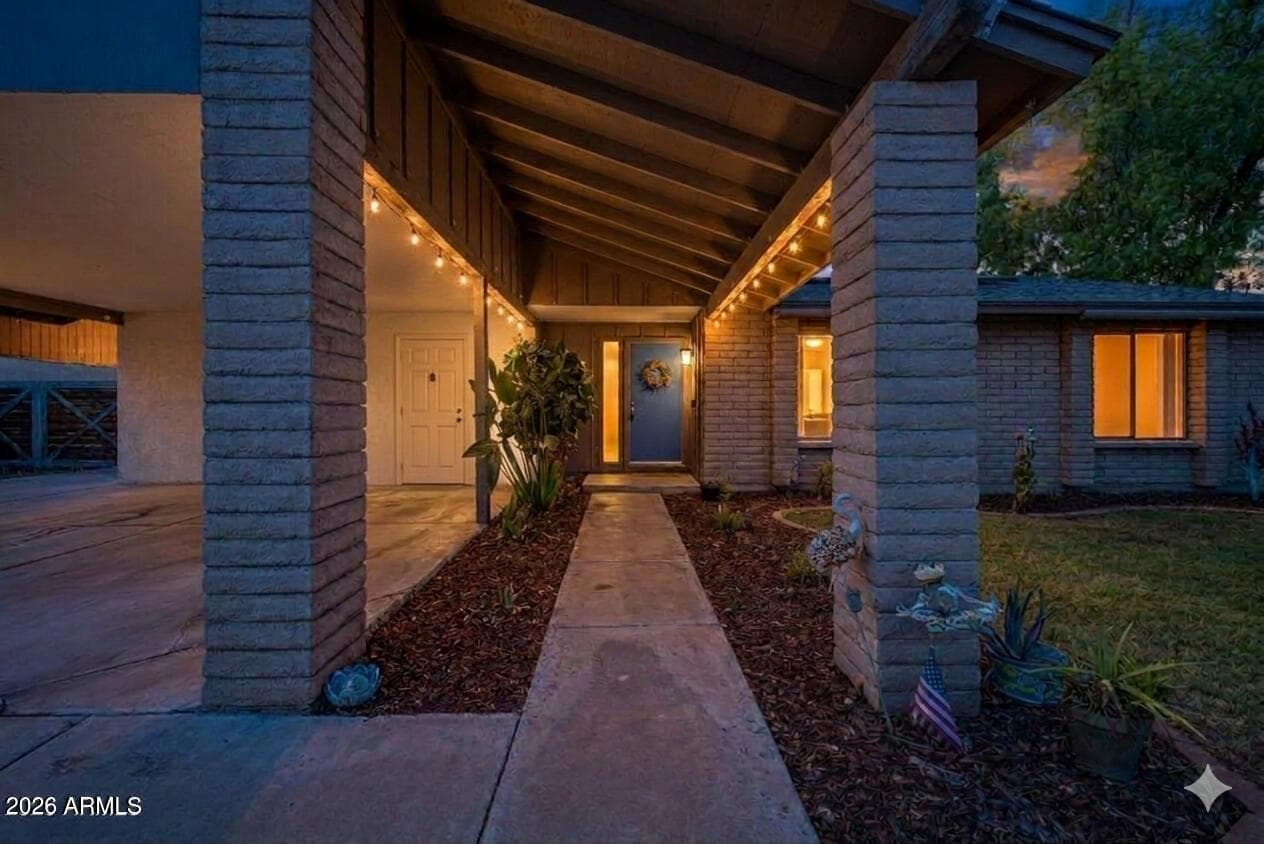 2816 W Villa Maria Drive, Phoenix, AZ 85053 — photo 54 of 62