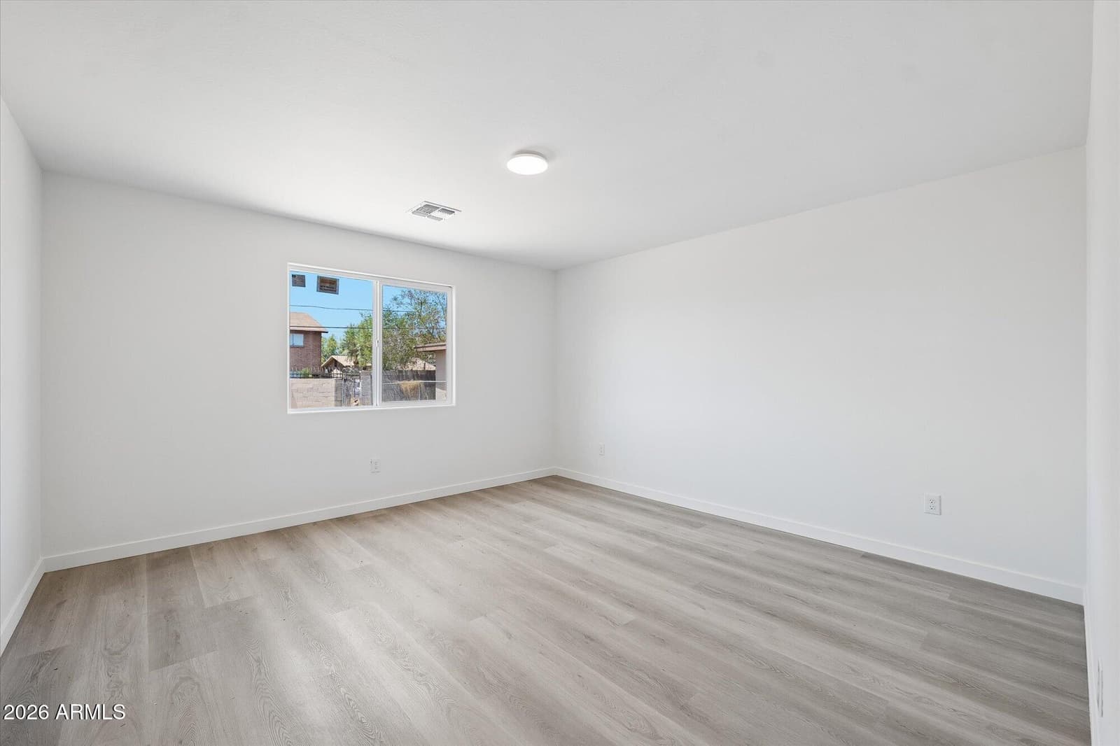 9618 N 10th Avenue, Phoenix, AZ 85021 — photo 13 of 15