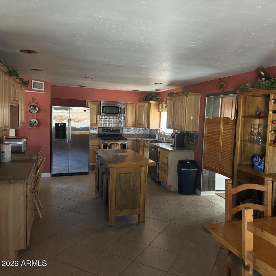 2238 N Plaza Drive, Apache Junction, AZ 85120 — photo 44 of 50