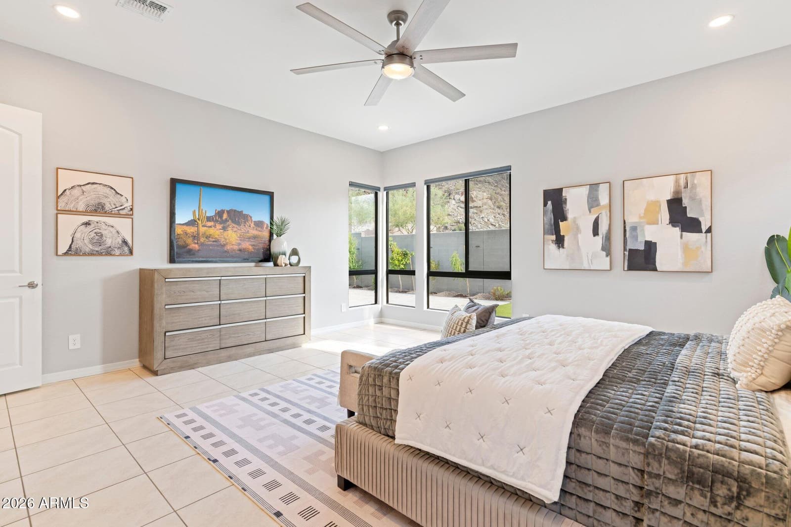 719 E Summerside Road, Phoenix, AZ 85042 — photo 19 of 39