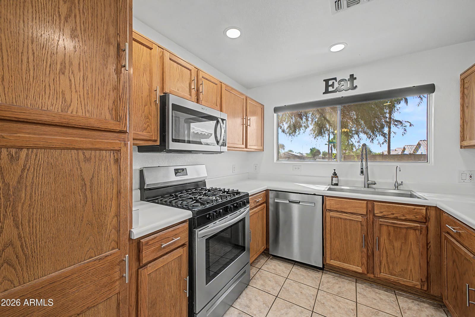 16110 W Jackson Street, Goodyear, AZ 85338 — photo 5 of 15