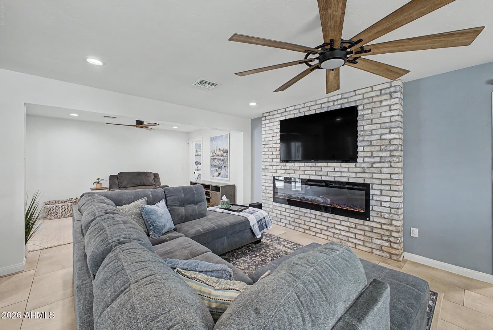3908 E Yale Street, Phoenix, AZ 85008 — photo 9 of 33