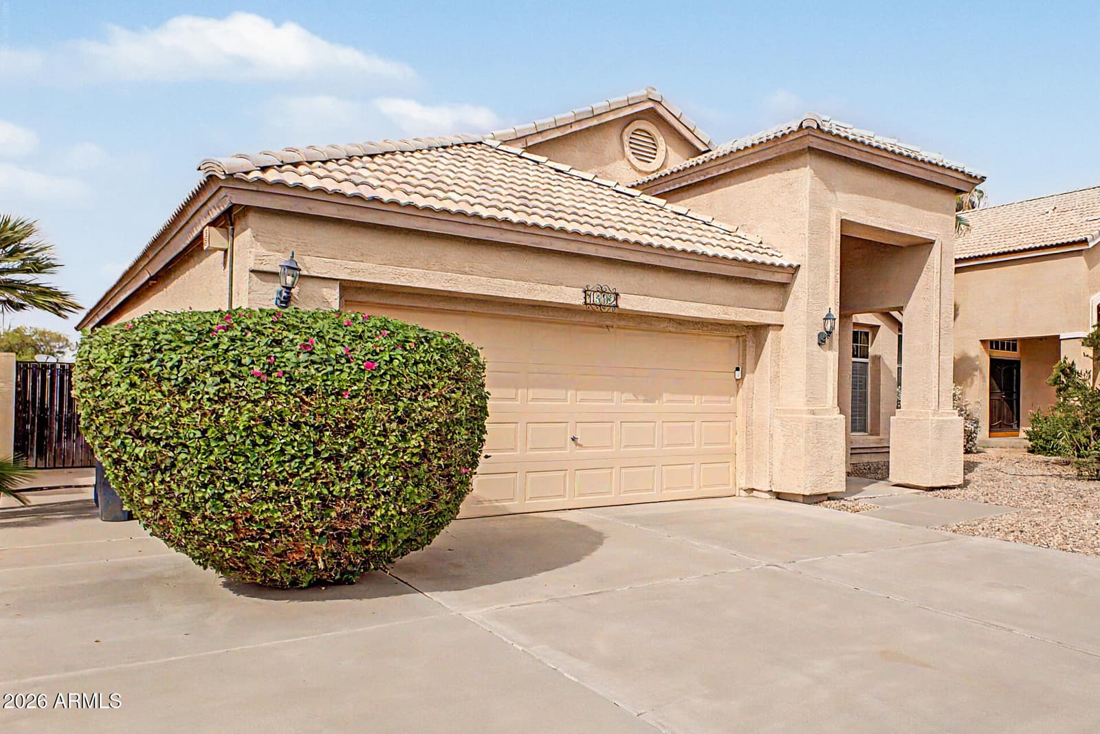 1892 E Erie Street, Chandler, AZ 85225 — photo 6 of 29