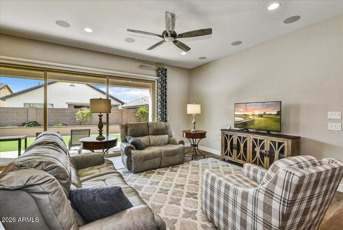10743 W Sierra Pinta Drive, Peoria, AZ 85373 — photo 3 of 16