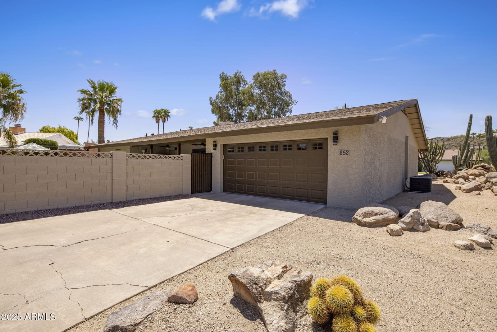 852 W Caribbean Lane, Phoenix, AZ 85023 — photo 31 of 34