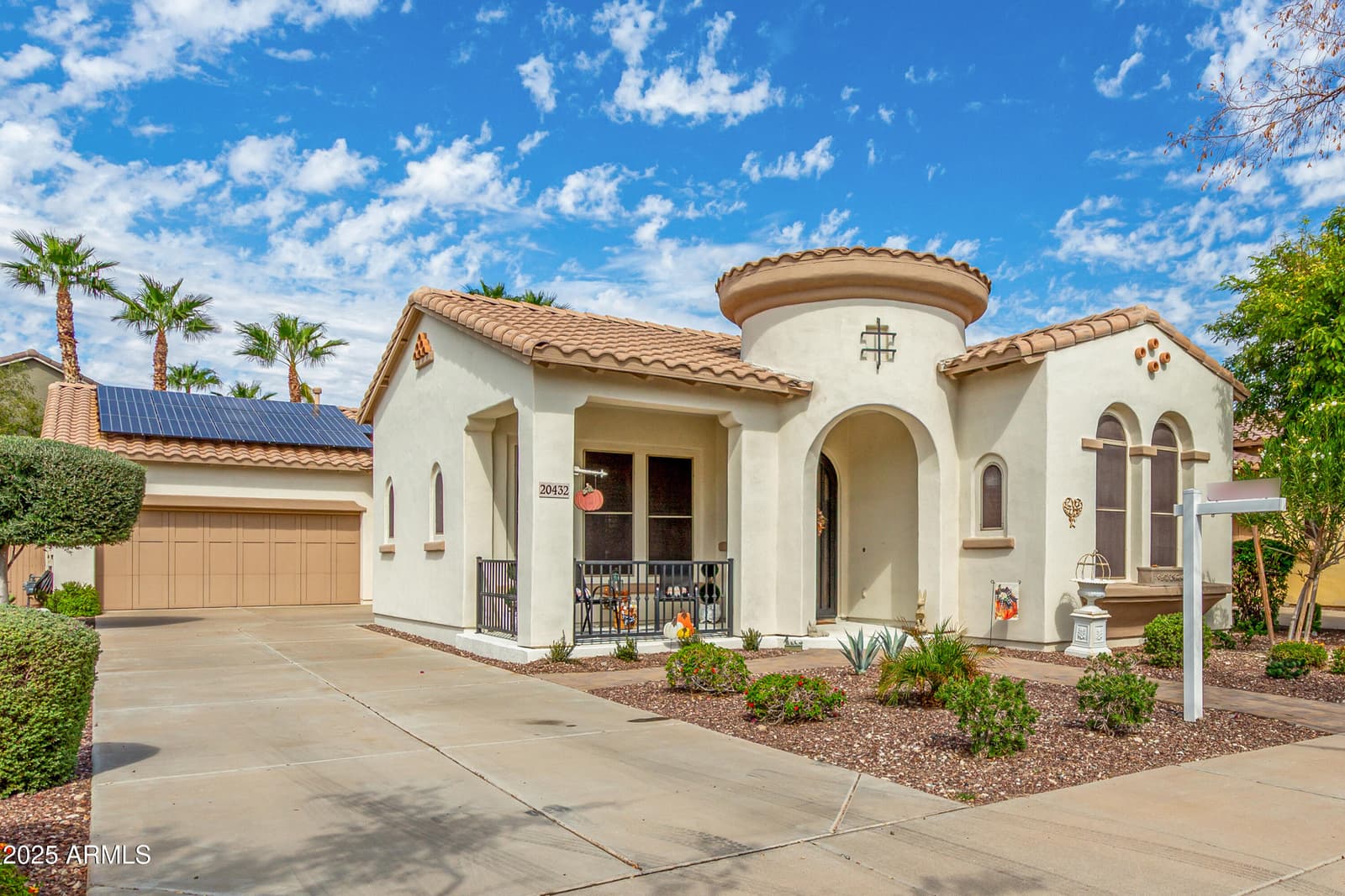 20432 W Monarch Court, Buckeye, AZ 85396 — photo 3 of 68