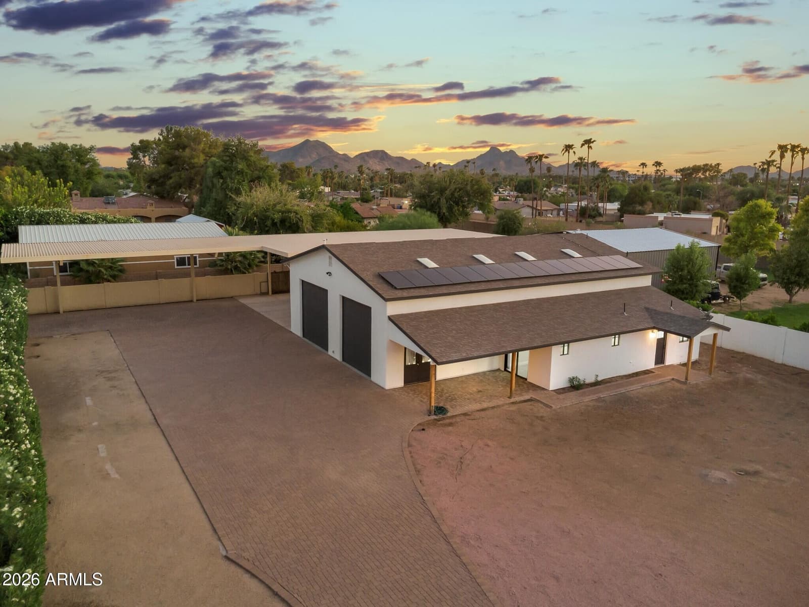 5211 E Windrose Drive, Scottsdale, AZ 85254 — photo 6 of 88