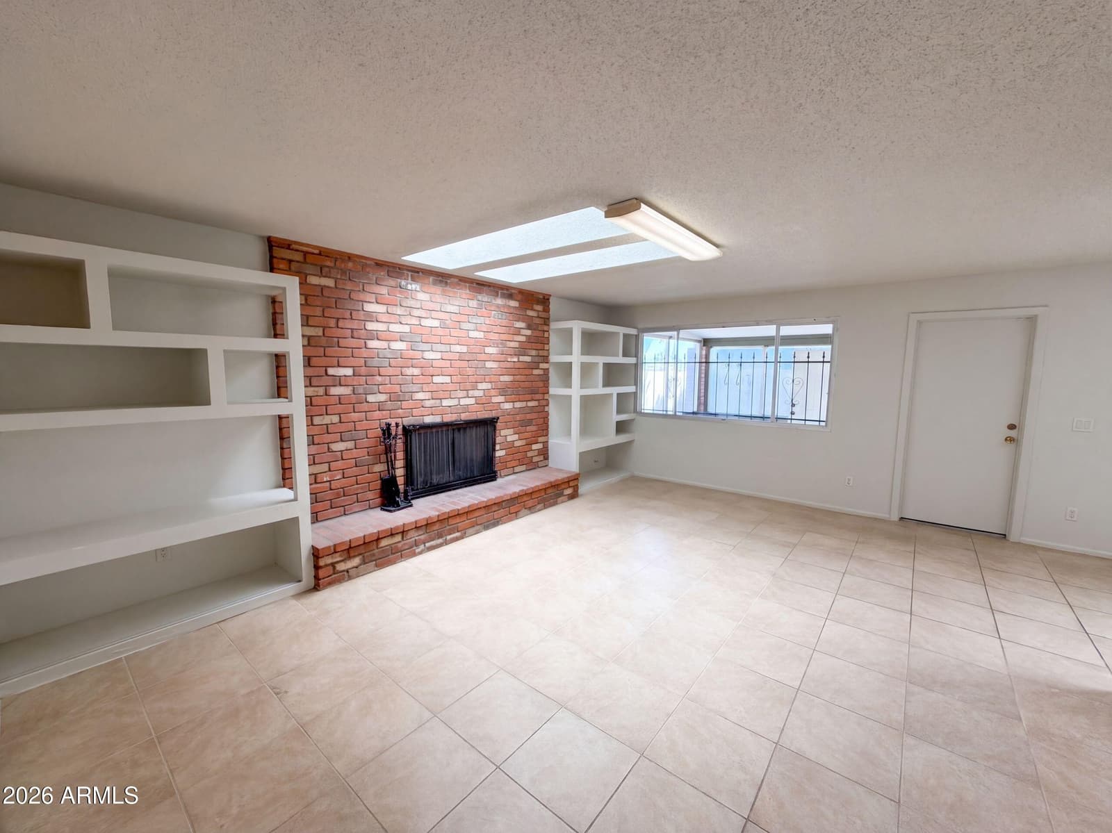 8301 N 47th Drive, Glendale, AZ 85302 — photo 31 of 34