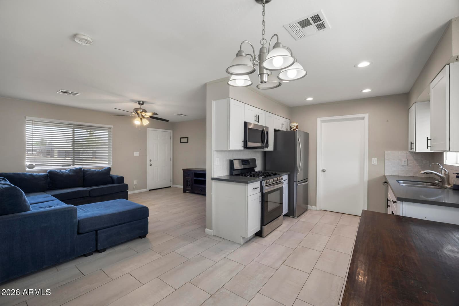 1835 W Behrend Drive, Phoenix, AZ 85027 — photo 5 of 19