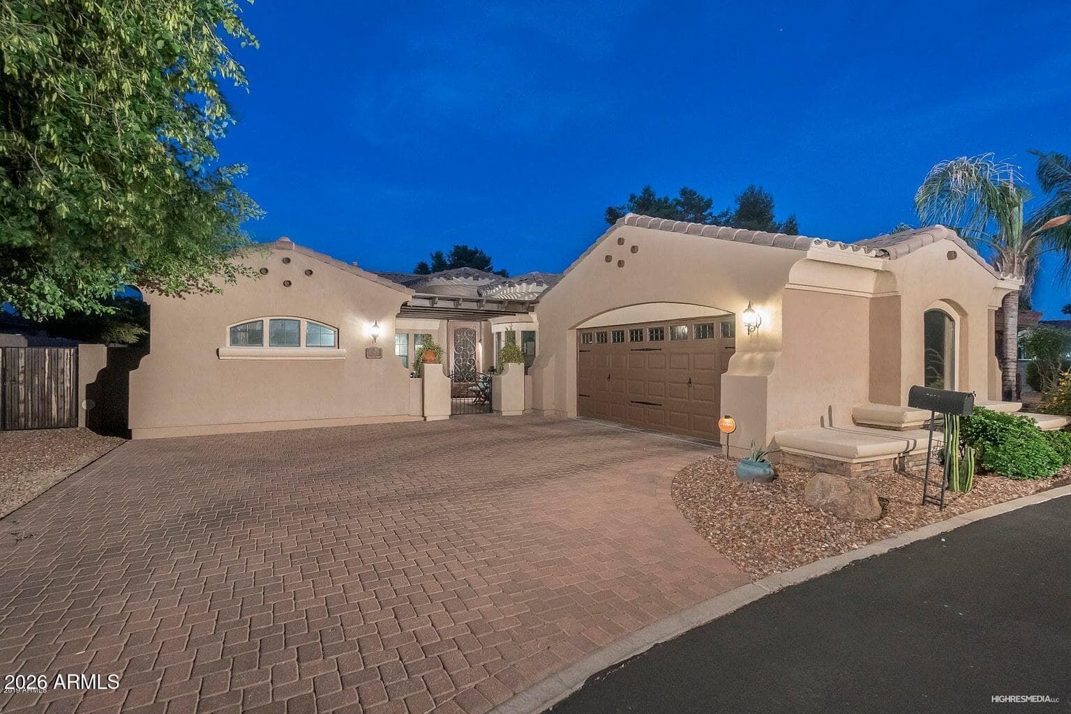 7053 N 7th Avenue, Phoenix, AZ 85021 — photo 1 of 29