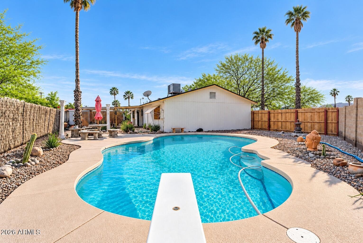 161 W 15th Avenue, Apache Junction, AZ 85120 — photo 4 of 18