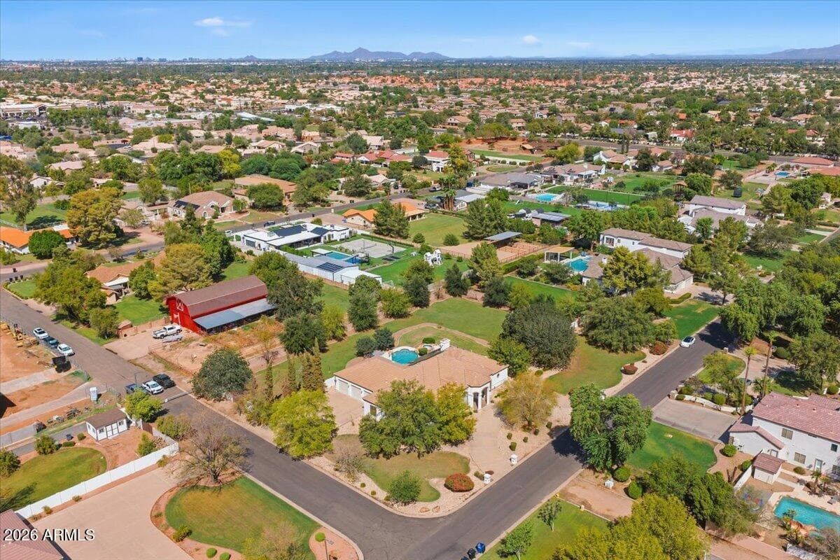 176 S Equestrian Court, Gilbert, AZ 85296 — photo 3 of 76