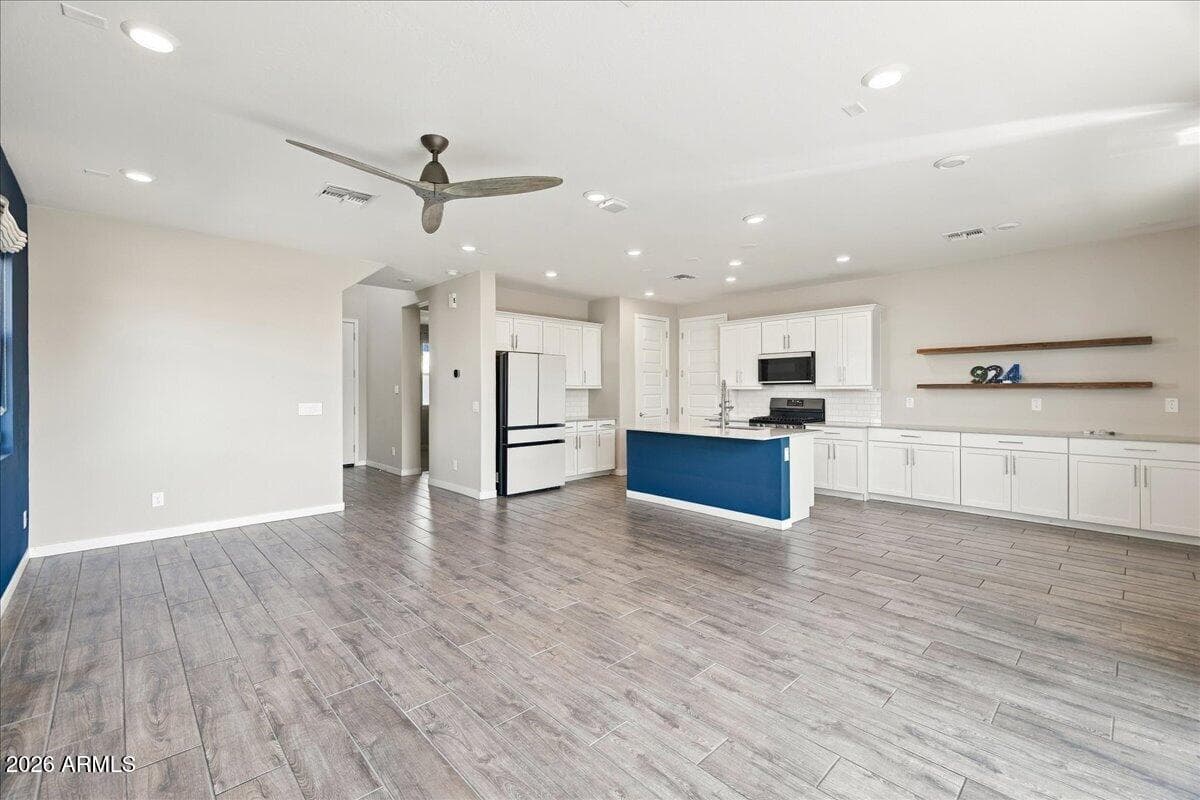 924 E Anderson Avenue, Phoenix, AZ 85022 — photo 17 of 84