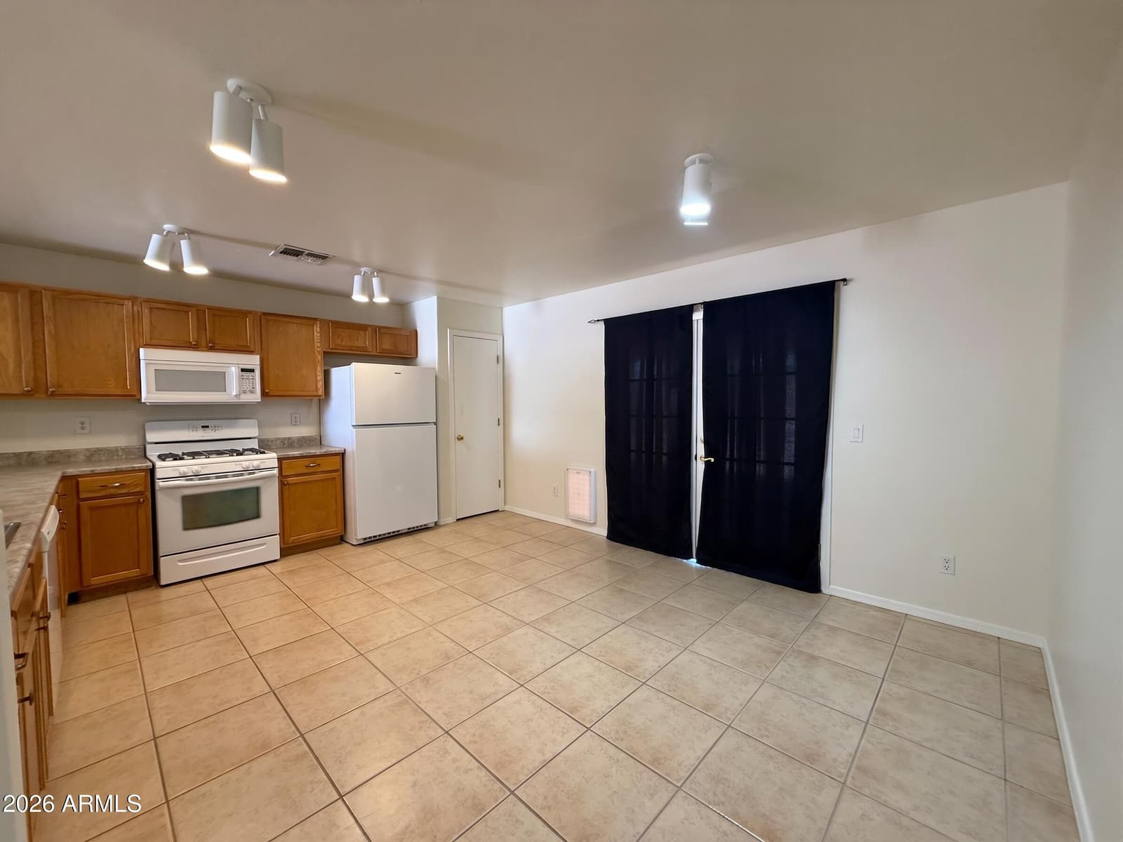 12706 W Scotts Drive, El Mirage, AZ 85335 — photo 6 of 21