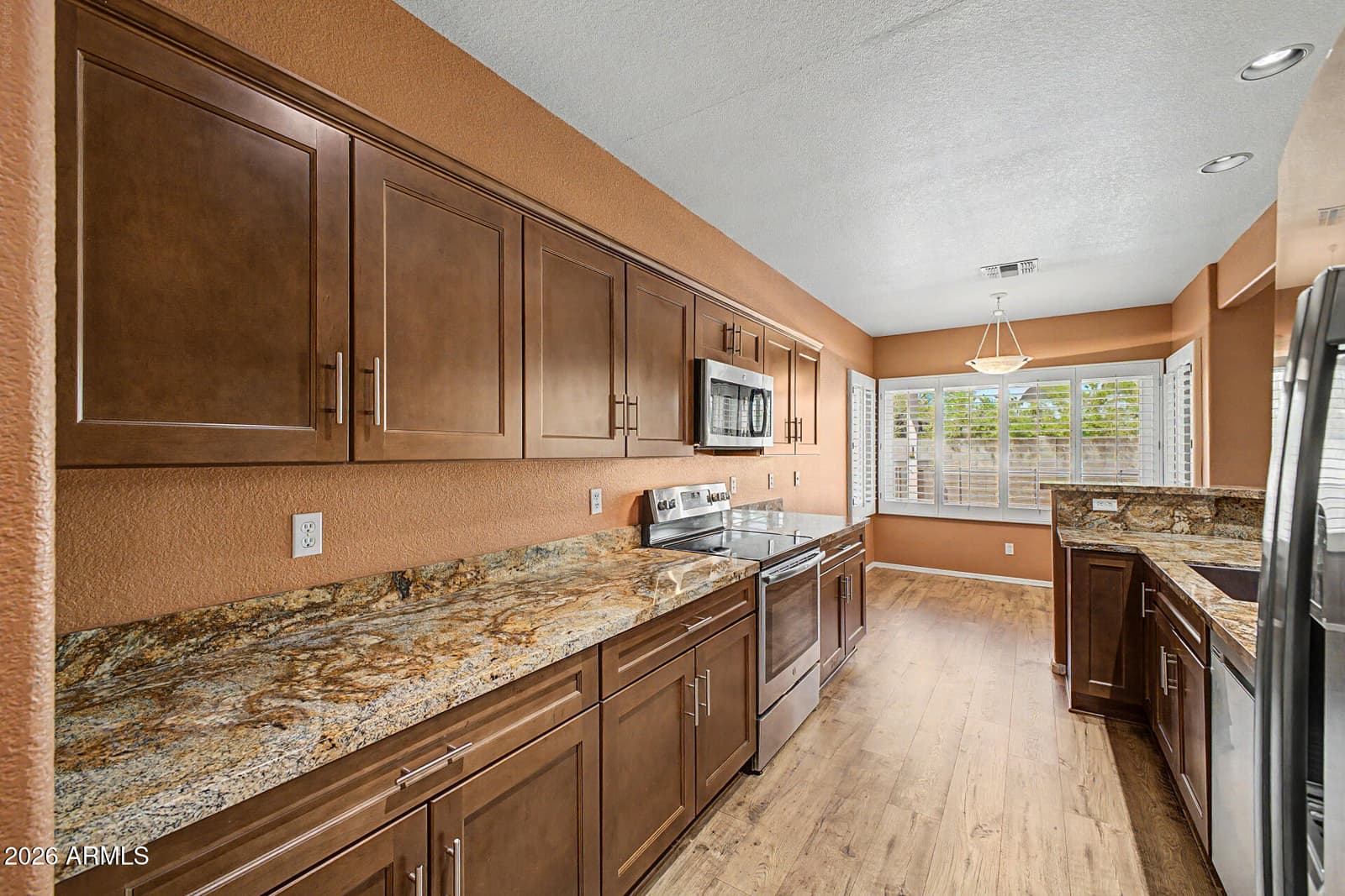 3334 E Utopia Road, Phoenix, AZ 85050 — photo 22 of 39