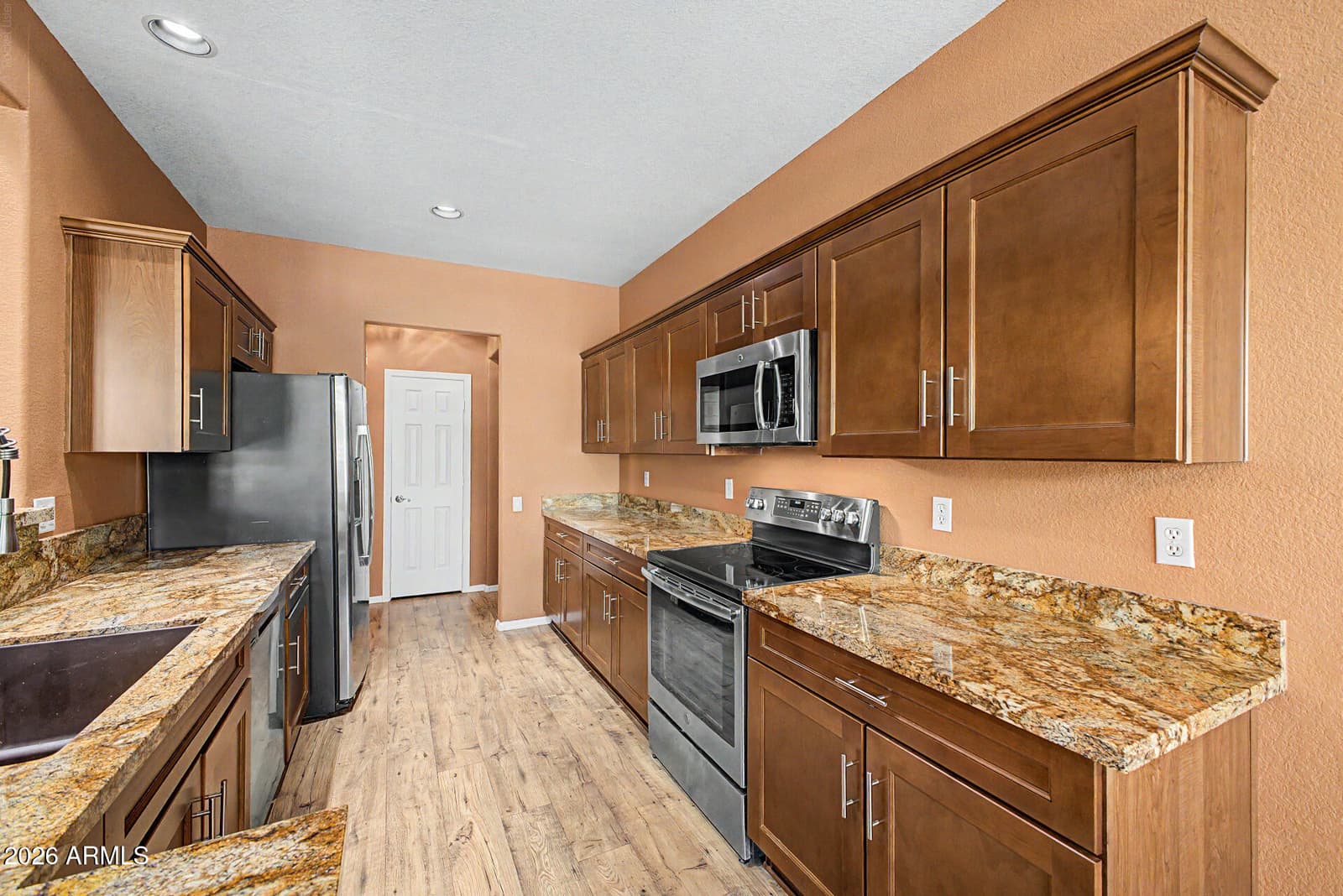 3334 E Utopia Road, Phoenix, AZ 85050 — photo 18 of 39