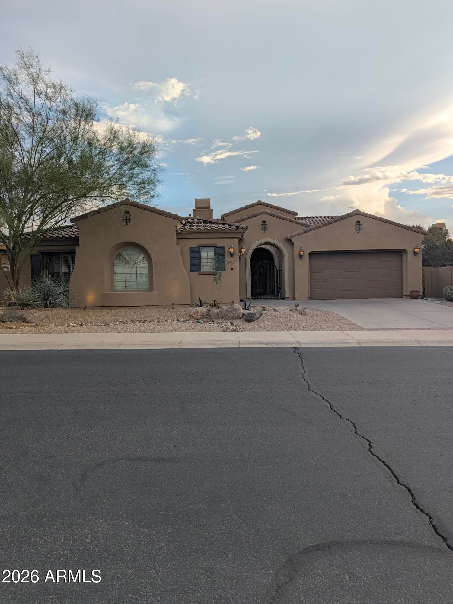 18047 W Narramore Road, Goodyear, AZ 85338 — photo 2 of 42