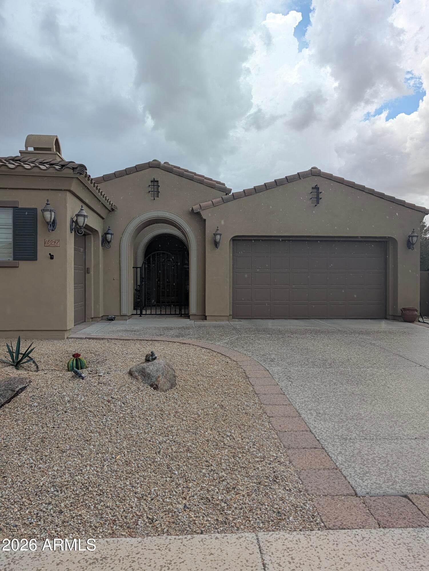 18047 W Narramore Road, Goodyear, AZ 85338 — photo 4 of 42