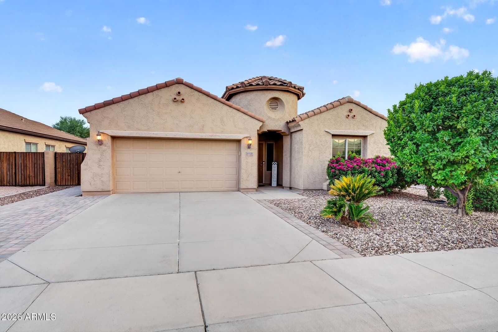 10839 E Sonrisa Avenue, Mesa, AZ 85212 — photo 1 of 25