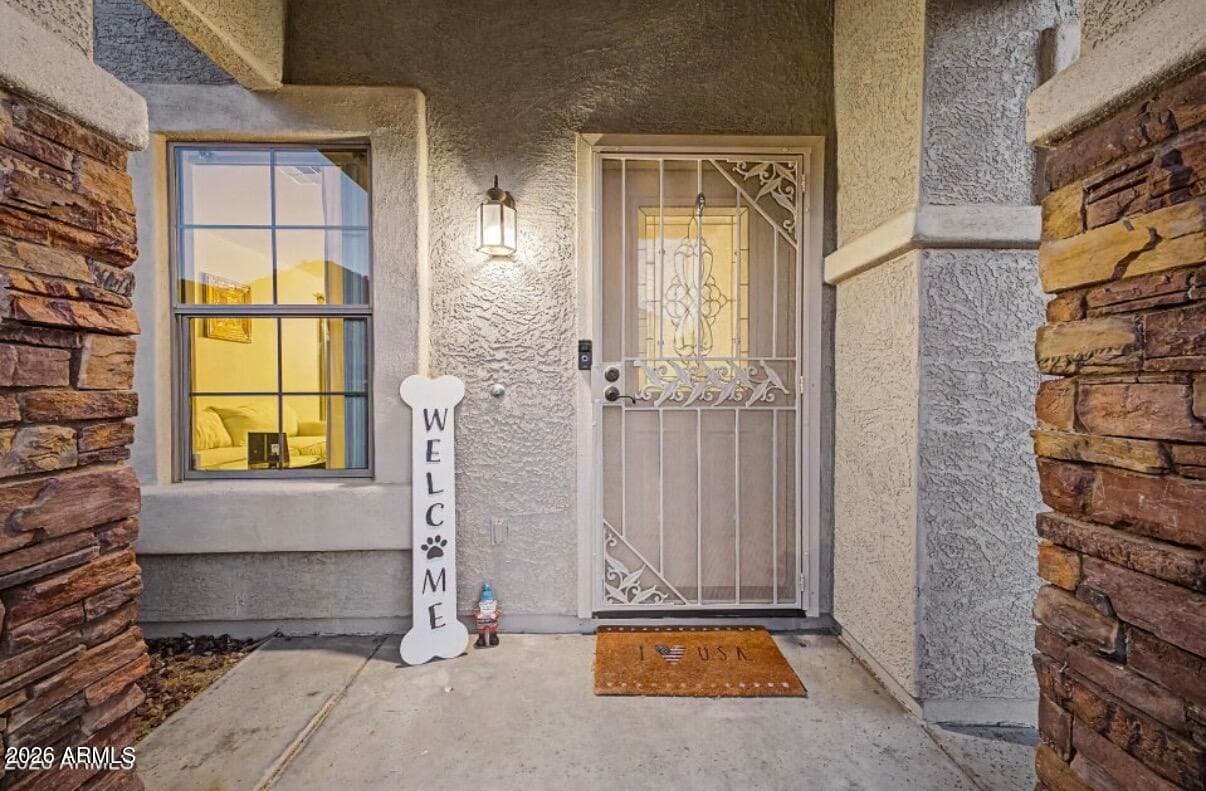 1821 E Patrick Lane, Phoenix, AZ 85024 — photo 3 of 32