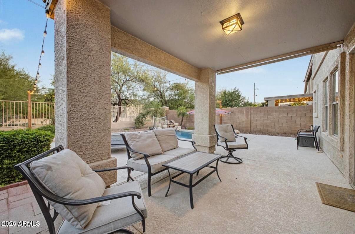 1821 E Patrick Lane, Phoenix, AZ 85024 — photo 8 of 32