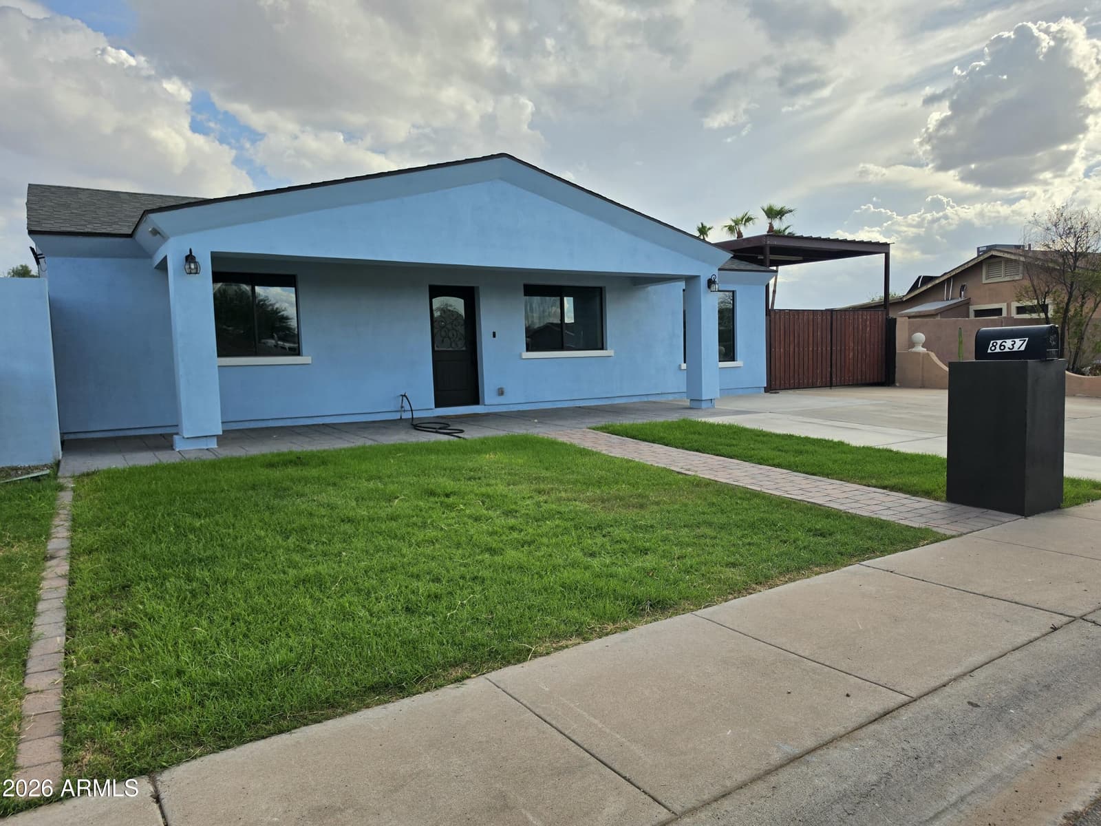 8637 W Earll Drive, Phoenix, AZ 85037 — photo 4 of 7
