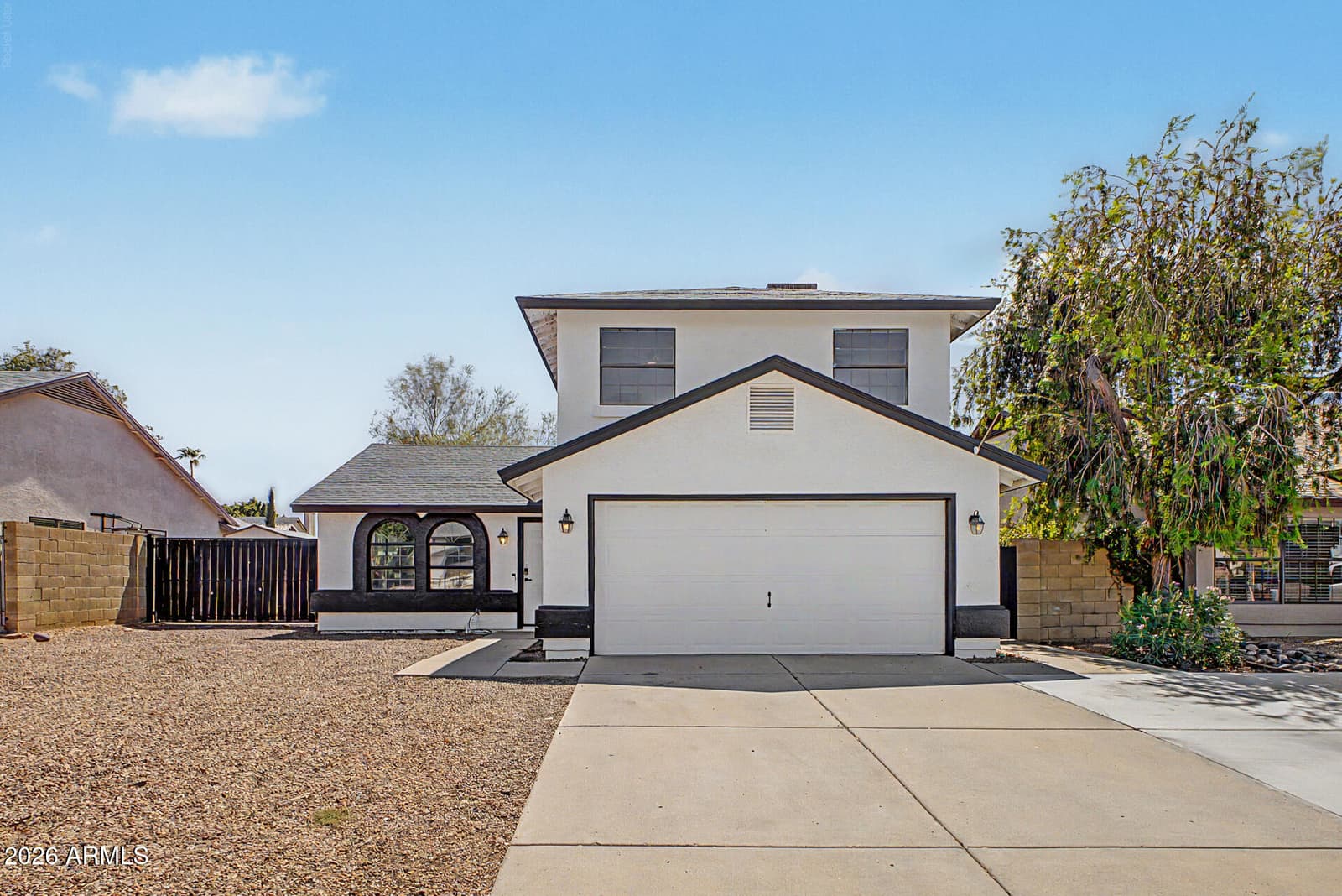 4009 W Misty Willow Lane, Glendale, AZ 85310 — photo 1 of 29