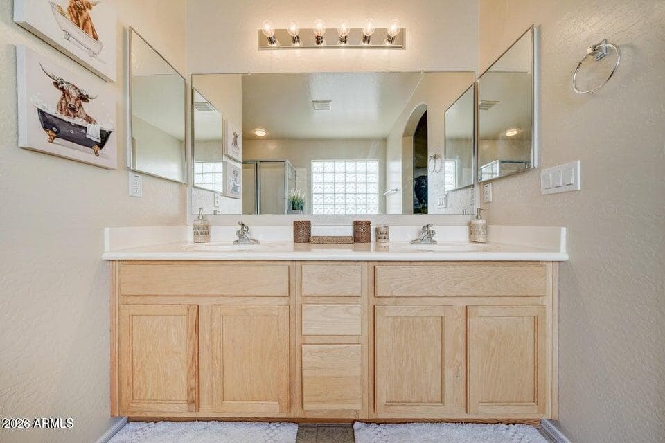 29293 N Yellow Bee Drive, San Tan Valley, AZ 85143 — photo 17 of 31