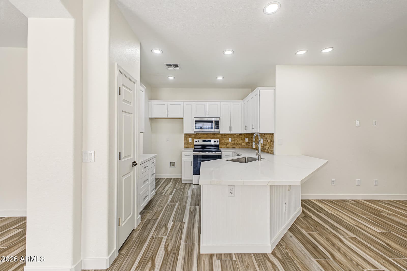 4141 N Dania Court, Litchfield Park, AZ 85340 — photo 10 of 38