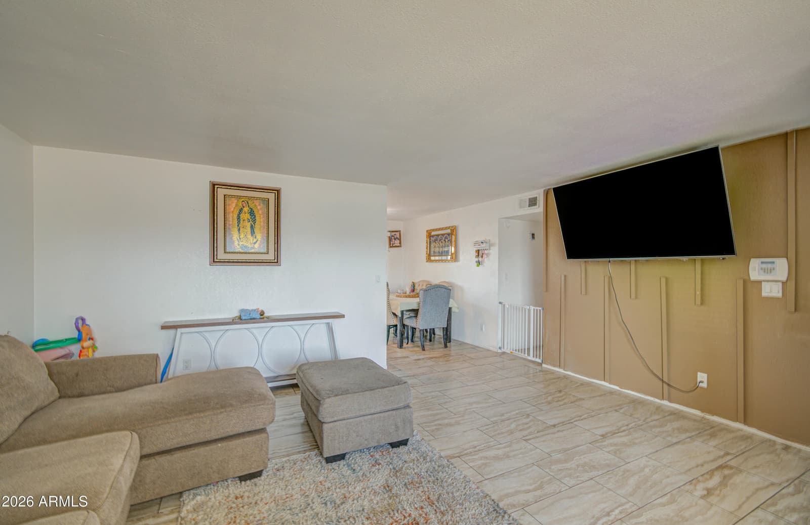 7530 W Roma Avenue, Phoenix, AZ 85033 — photo 9 of 40