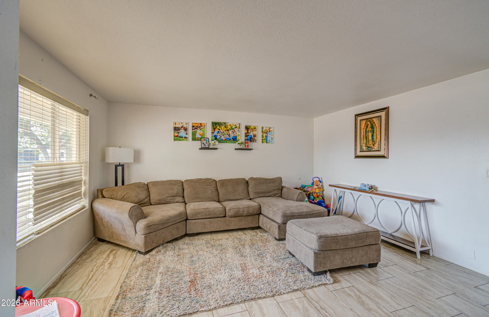 7530 W Roma Avenue, Phoenix, AZ 85033 — photo 10 of 40