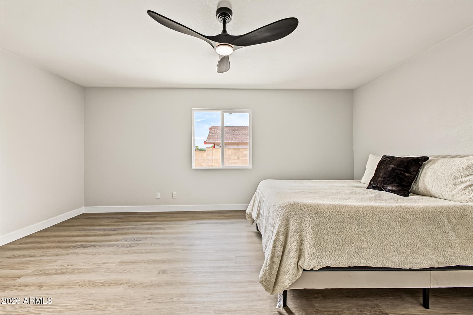 14216 N 39th Drive, Phoenix, AZ 85053 — photo 20 of 37