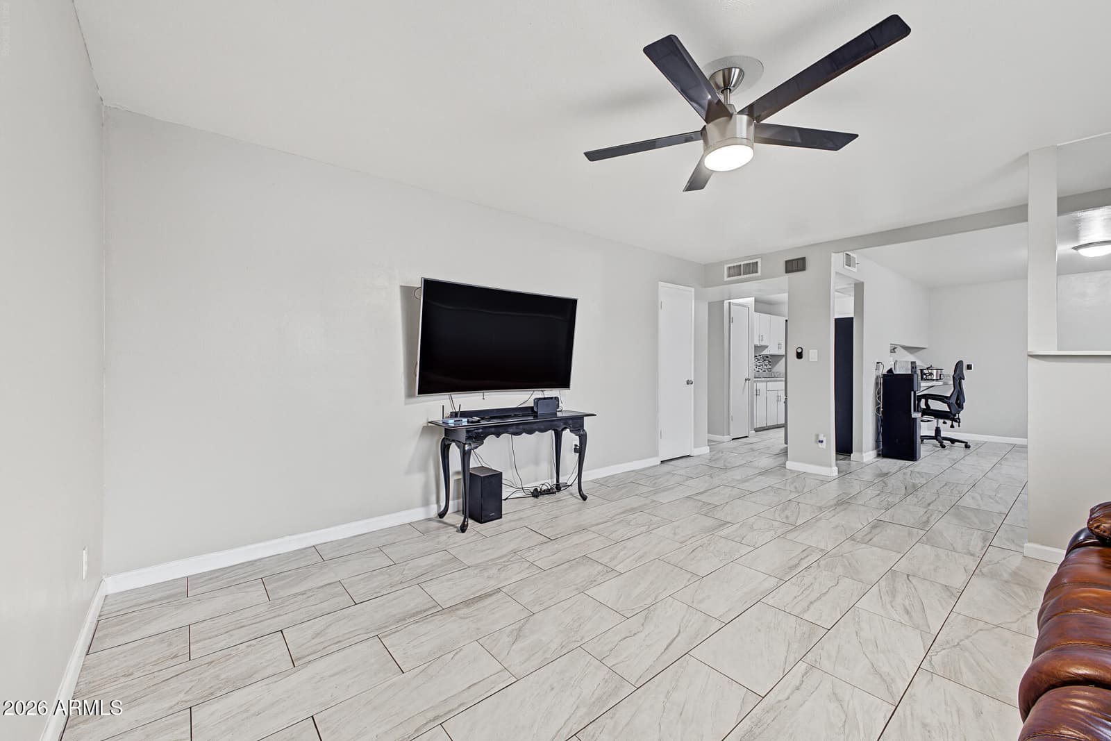5343 W Lewis Avenue, Phoenix, AZ 85035 — photo 5 of 29