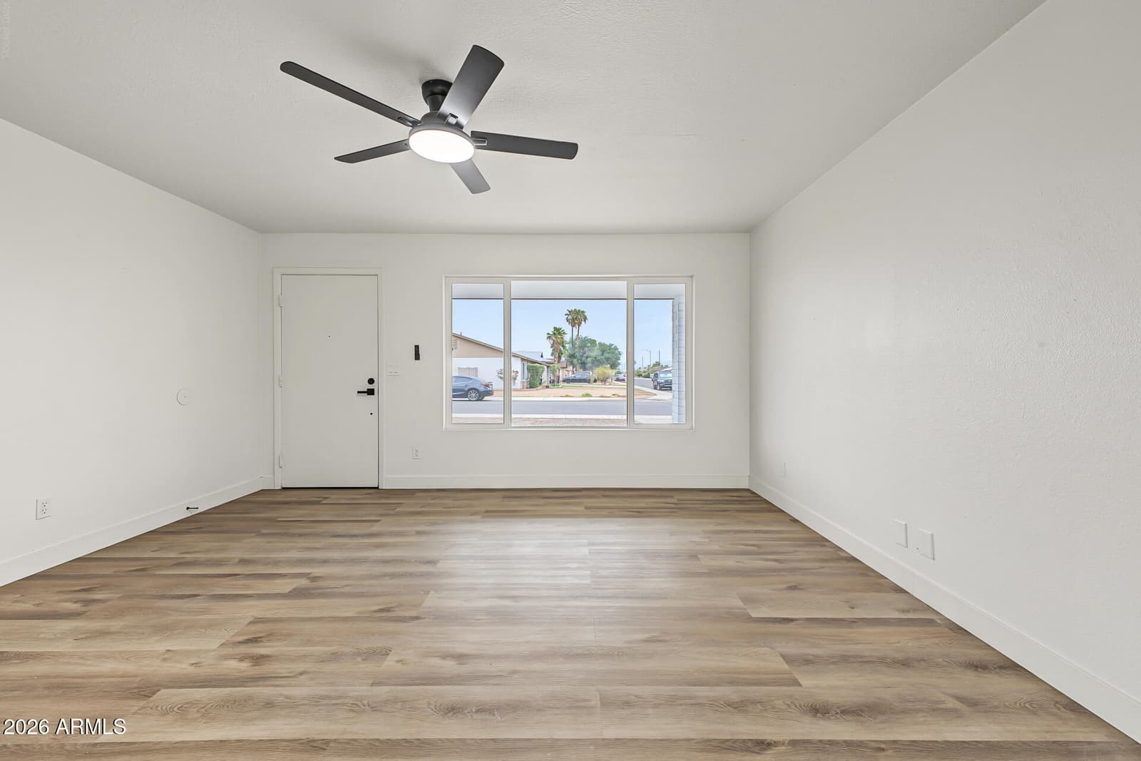 7034 W Palo Verde Avenue, Peoria, AZ 85345 — photo 5 of 28