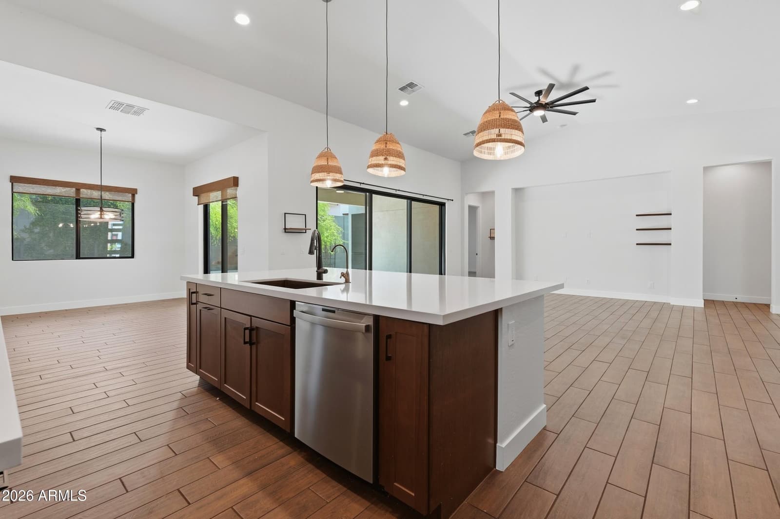 813 E Corral Road, Phoenix, AZ 85042 — photo 17 of 68