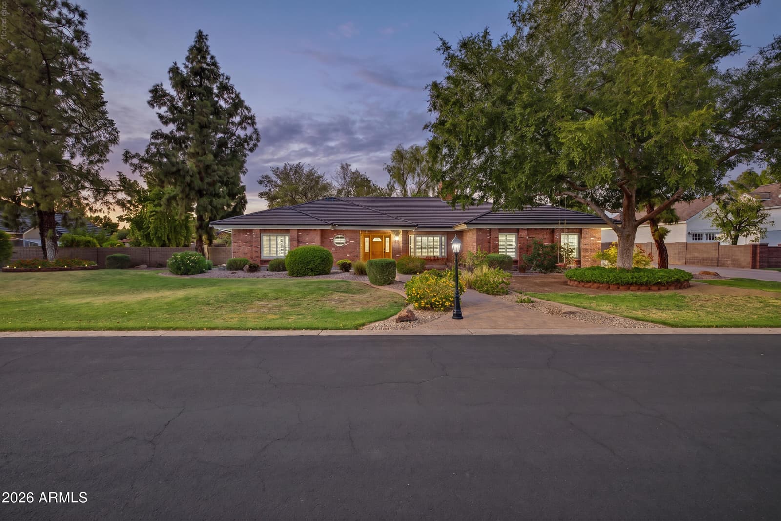834 E San Angelo Avenue, Gilbert, AZ 85234 — photo 1 of 52
