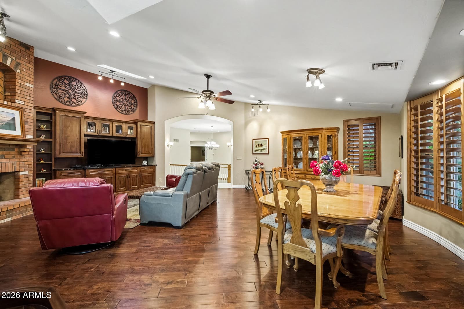 834 E San Angelo Avenue, Gilbert, AZ 85234 — photo 11 of 52