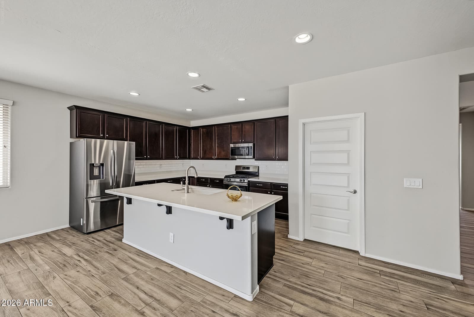 2722 E Cherry Hill Drive, Gilbert, AZ 85298 — photo 3 of 25