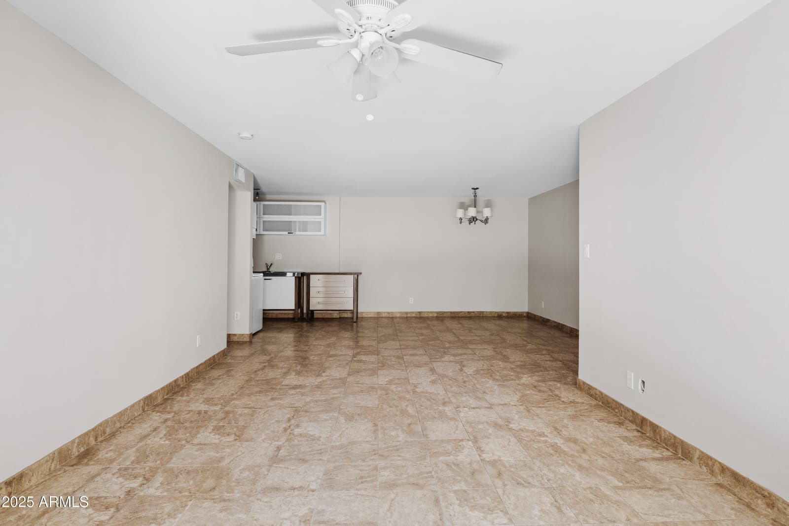 5525 E Thomas Road R11, Phoenix, AZ 85018 — photo 7 of 15