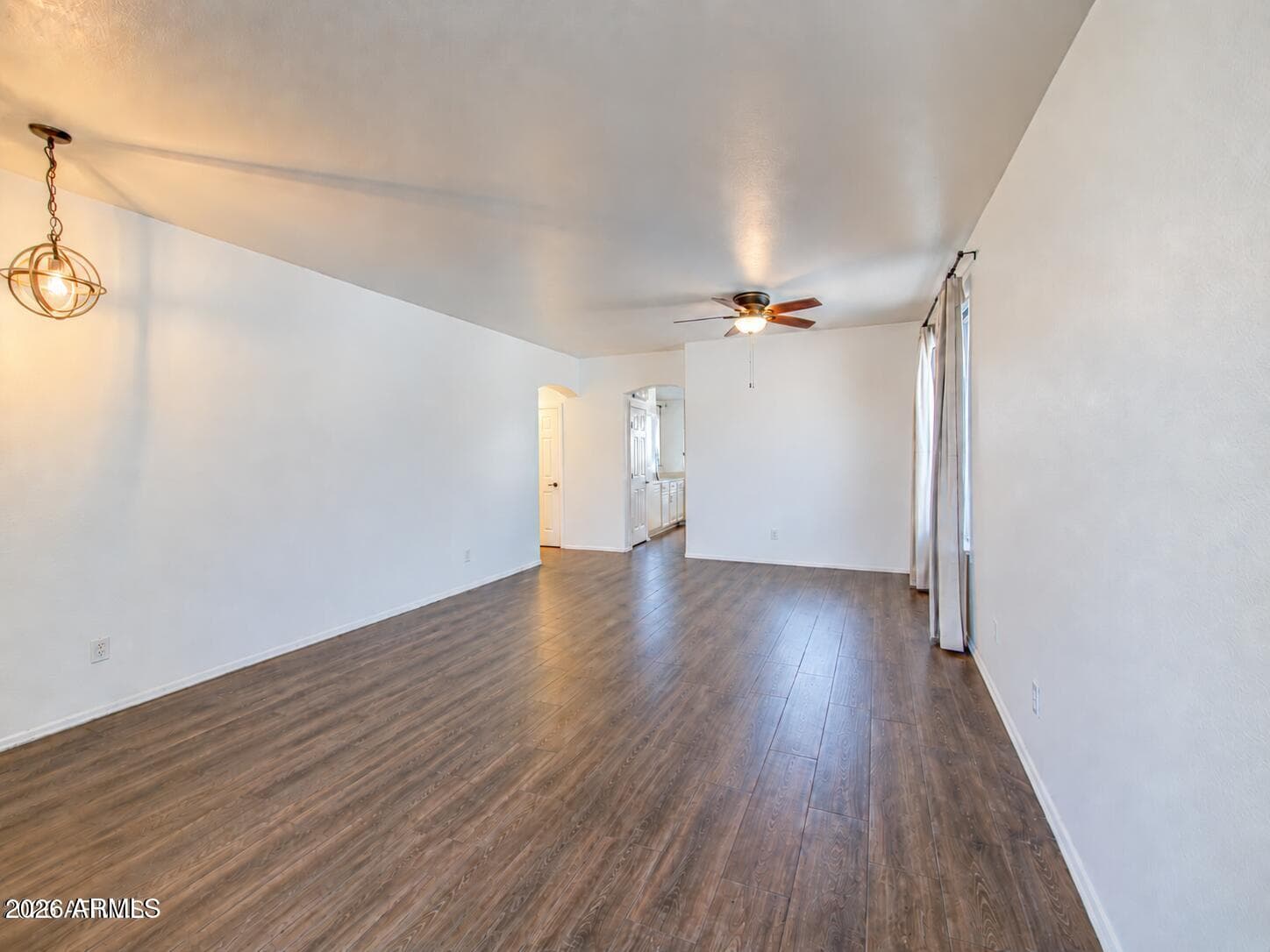 11554 W Bermuda Drive, Avondale, AZ 85392 — photo 5 of 44